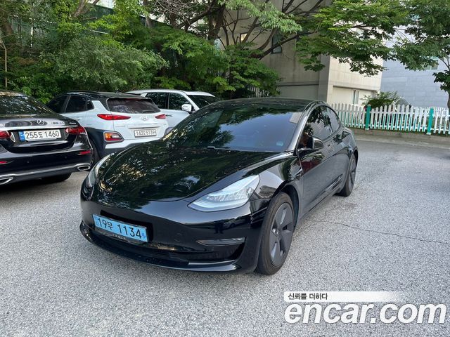Tesla Model 3 2020