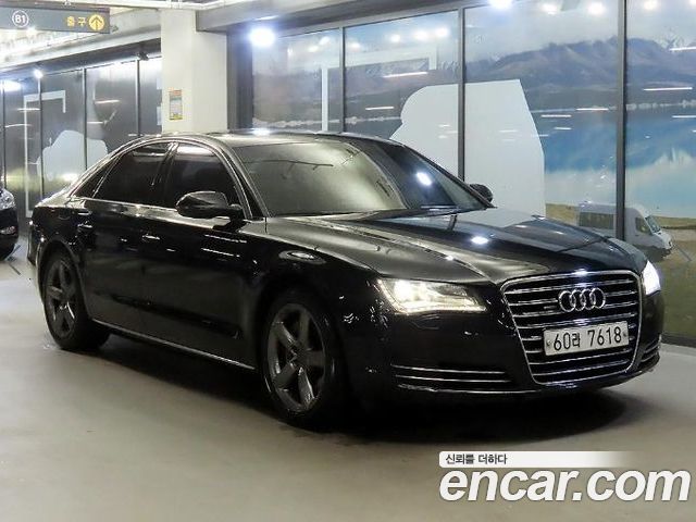 Audi A8 2011