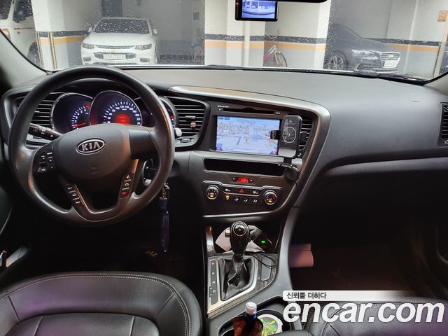 Kia K5 2010