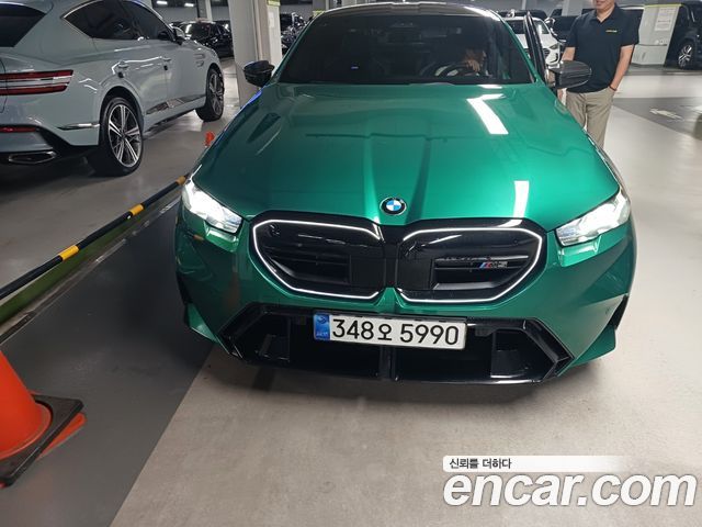BMW M5 2025