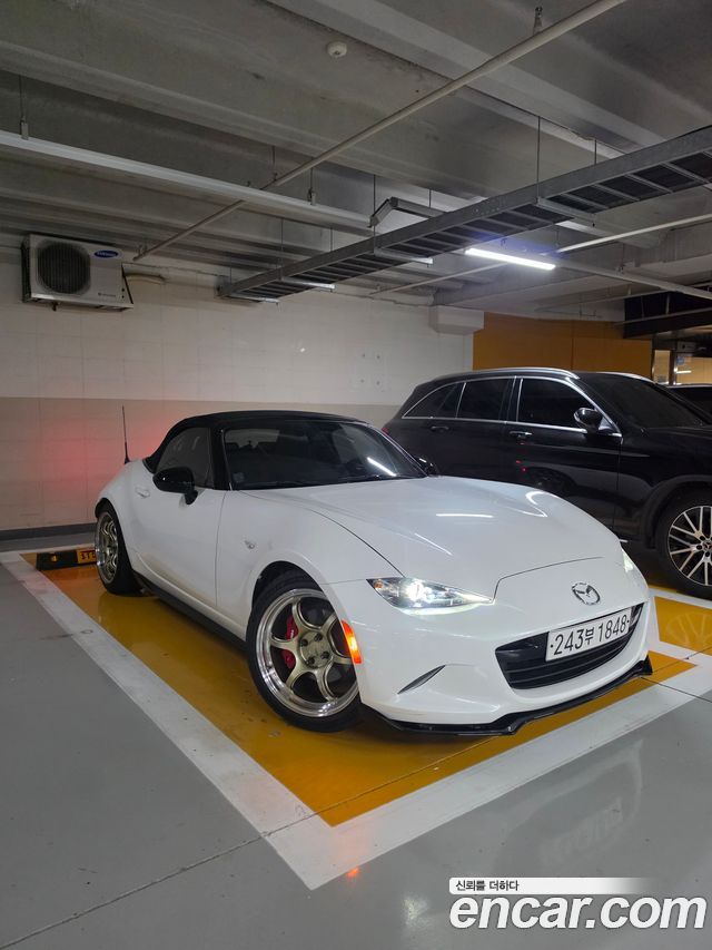 Mazda MX-5 Miata 2020