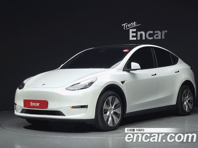 Tesla Model Y 2021