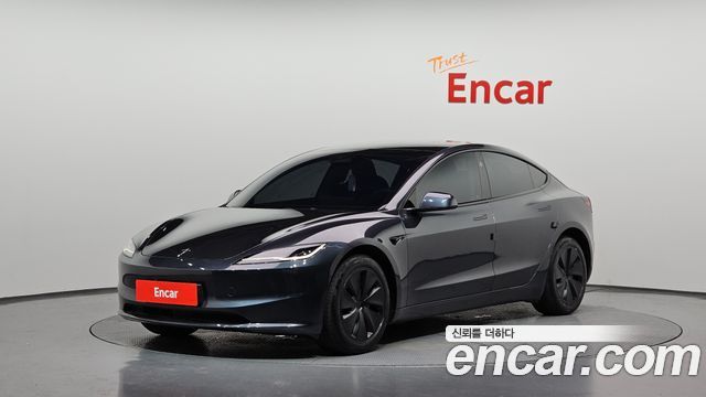 Tesla Model 3 2025
