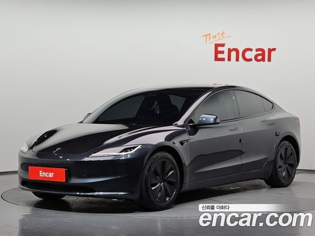 Tesla Model 3 2025
