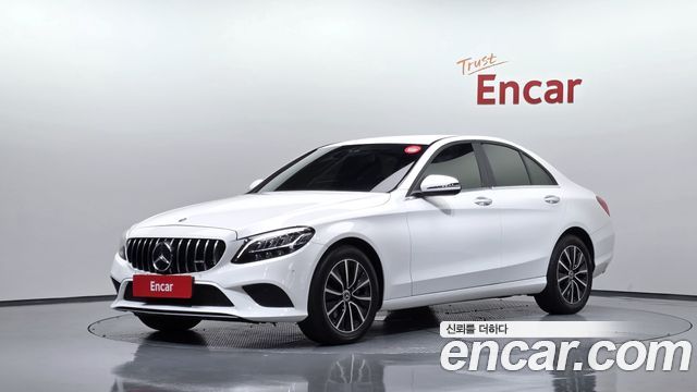 Mercedes-Benz C-Class 2020