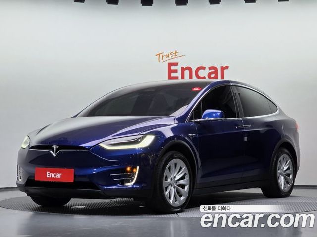 Tesla Model X 2019