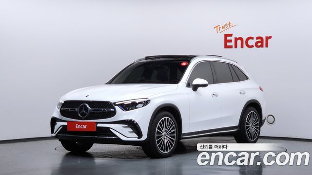 Mercedes-Benz GLC-Class 2023