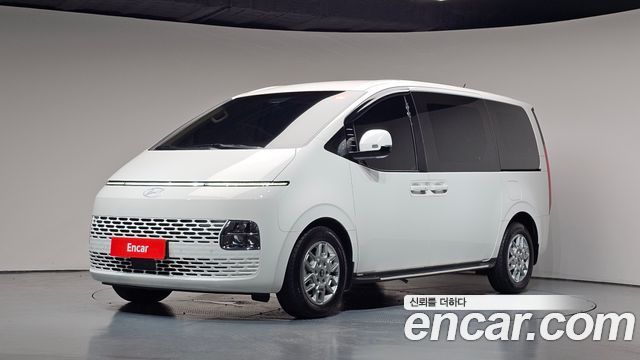 Hyundai Staria 2025