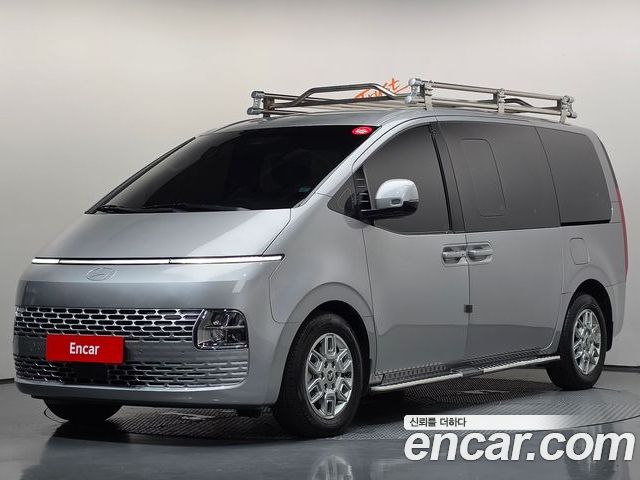 Hyundai Staria 2025