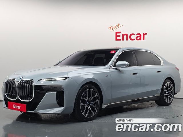 BMW 7-Series 2024