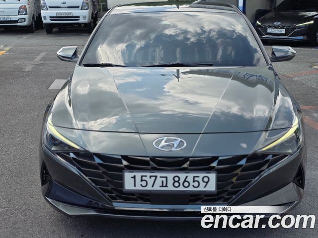 Hyundai AVANTE 2021