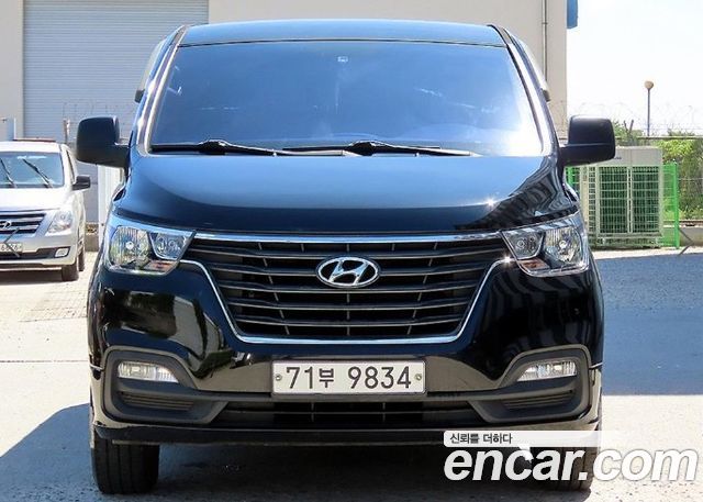 Hyundai Starex 2019