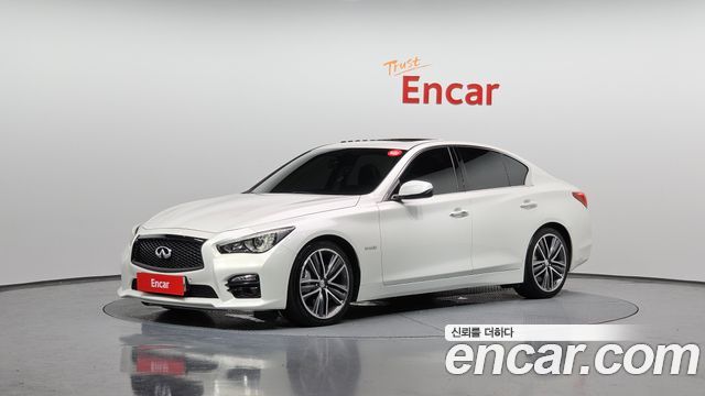 Infiniti Q50 2016