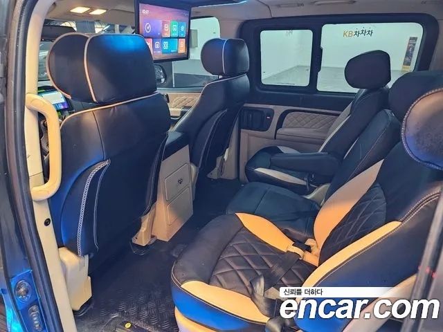 Hyundai Starex 2013