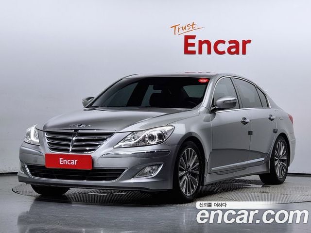 Hyundai Genesis 2012
