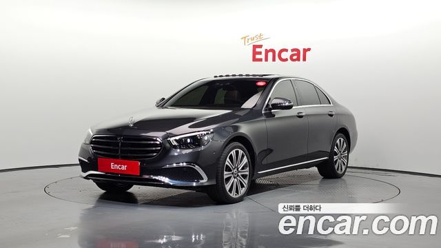 Mercedes-Benz E-Class 2022