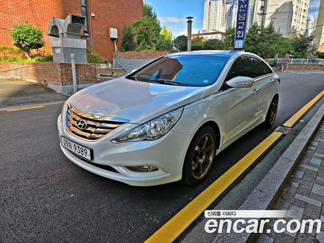 Hyundai Sonata 2010
