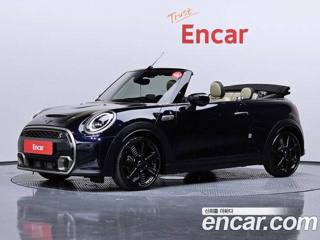 Mini Cooper Convertible 2024