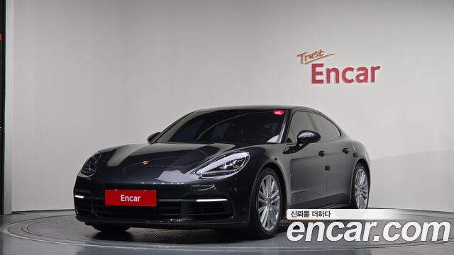 Porsche Panamera 2018