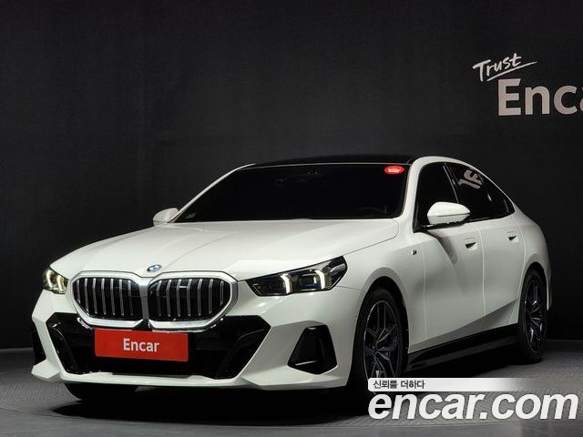 BMW 5-Series 2024