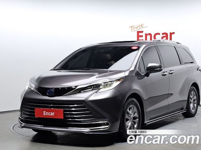 Toyota Sienna 2023