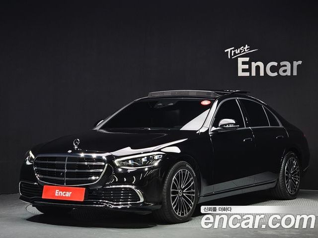 Mercedes-Benz S-Class 2024