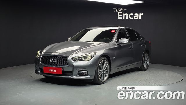Infiniti Q50 2016