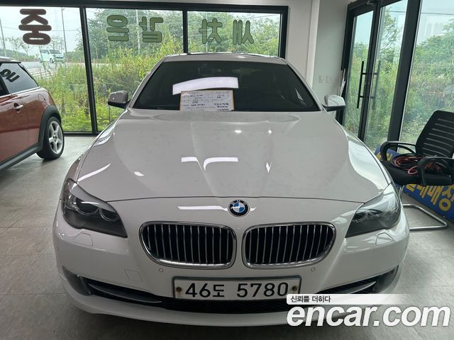BMW 5-Series 2012