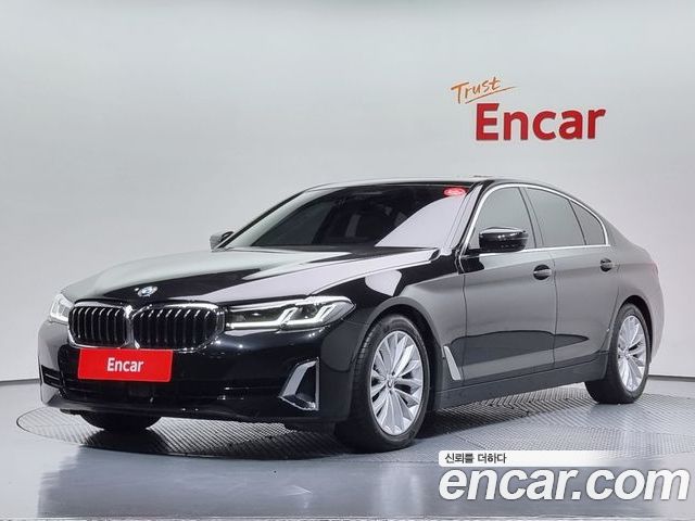 BMW 5-Series 2023