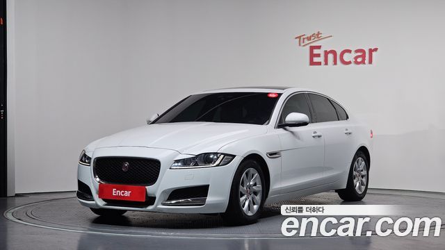 Jaguar XF 2016