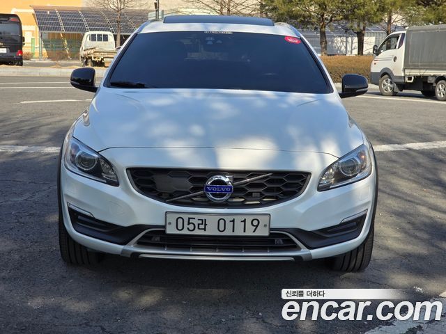 Volvo V60 2016