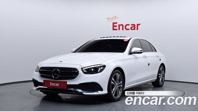 Mercedes-Benz E-Class 2022