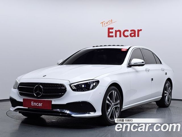 Mercedes-Benz E-Class 2022