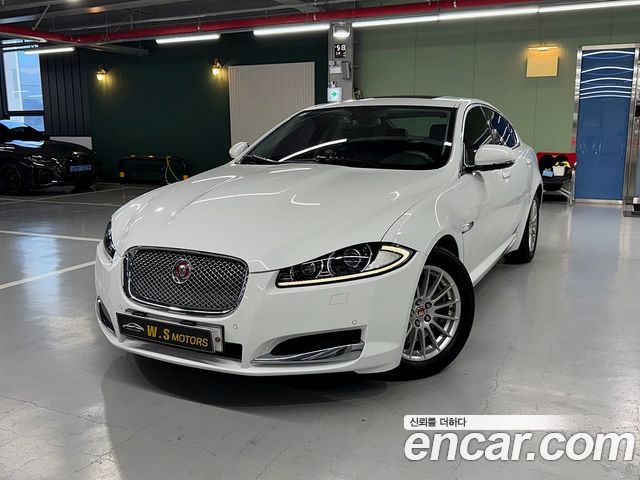 Jaguar XF 2014