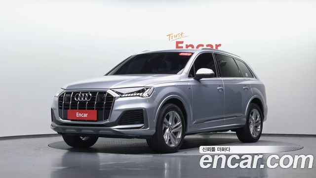 Audi Q7 2021