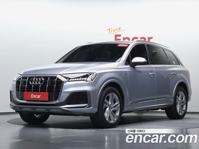 Audi Q7 2021