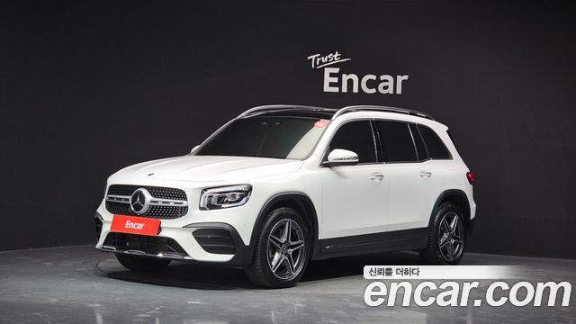 Mercedes-Benz GLB-Class 2023