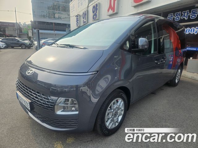 Hyundai Staria 2025