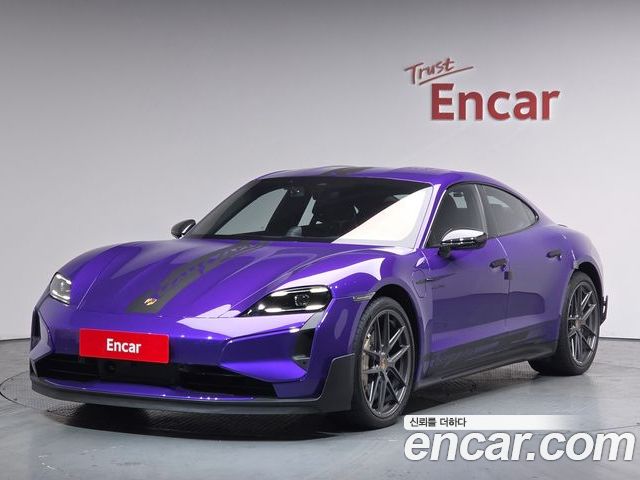 Porsche Taycan 2025