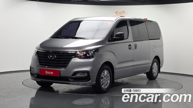 Hyundai Starex 2019