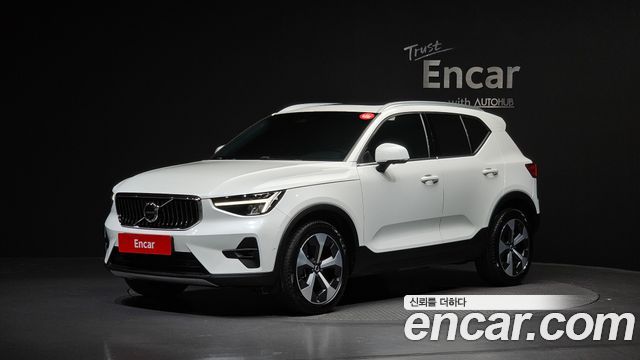 Volvo XC40 2023