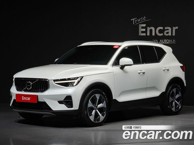 Volvo XC40 2023