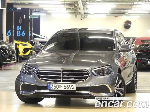 Mercedes-Benz E-Class 2021