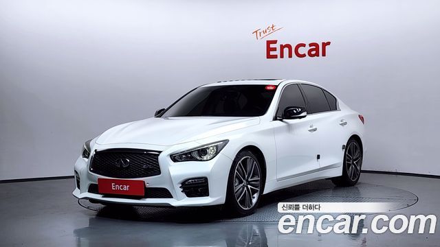 Infiniti Q50 2015