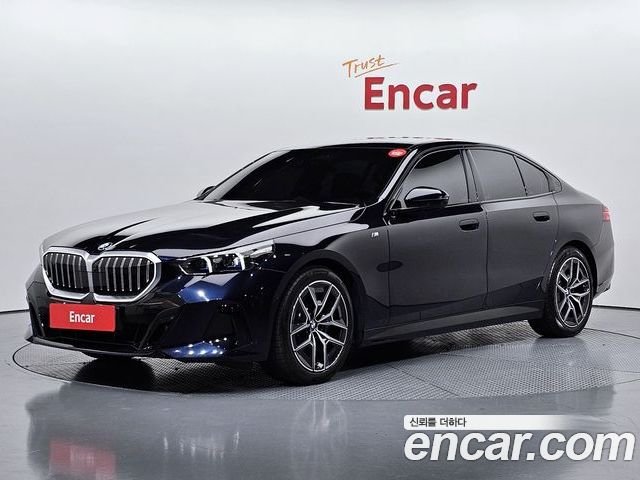 BMW 5-Series 2025