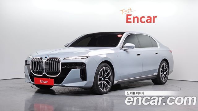 BMW 7-Series 2024