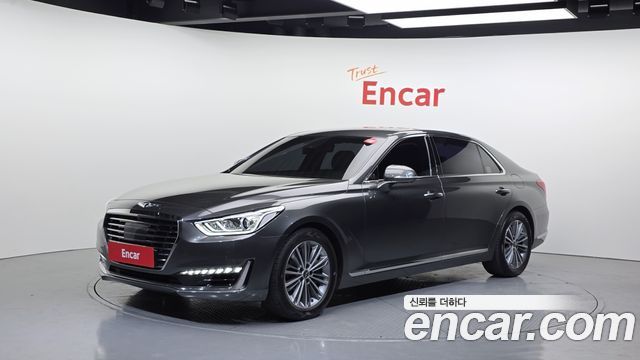 Genesis EQ900 2017