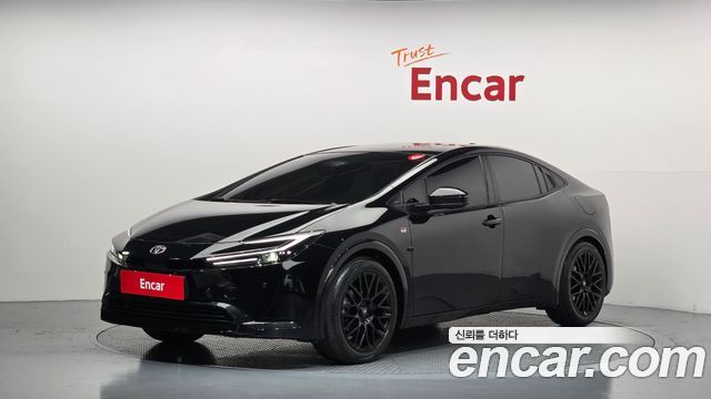 Toyota Prius 2025