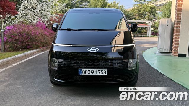 Hyundai Staria 2024