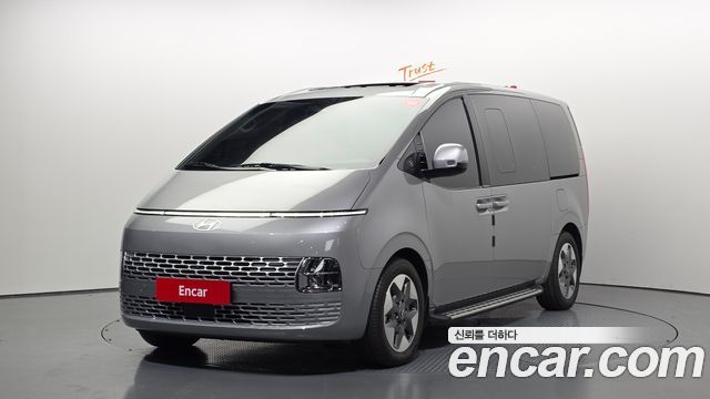 Hyundai Staria 2025